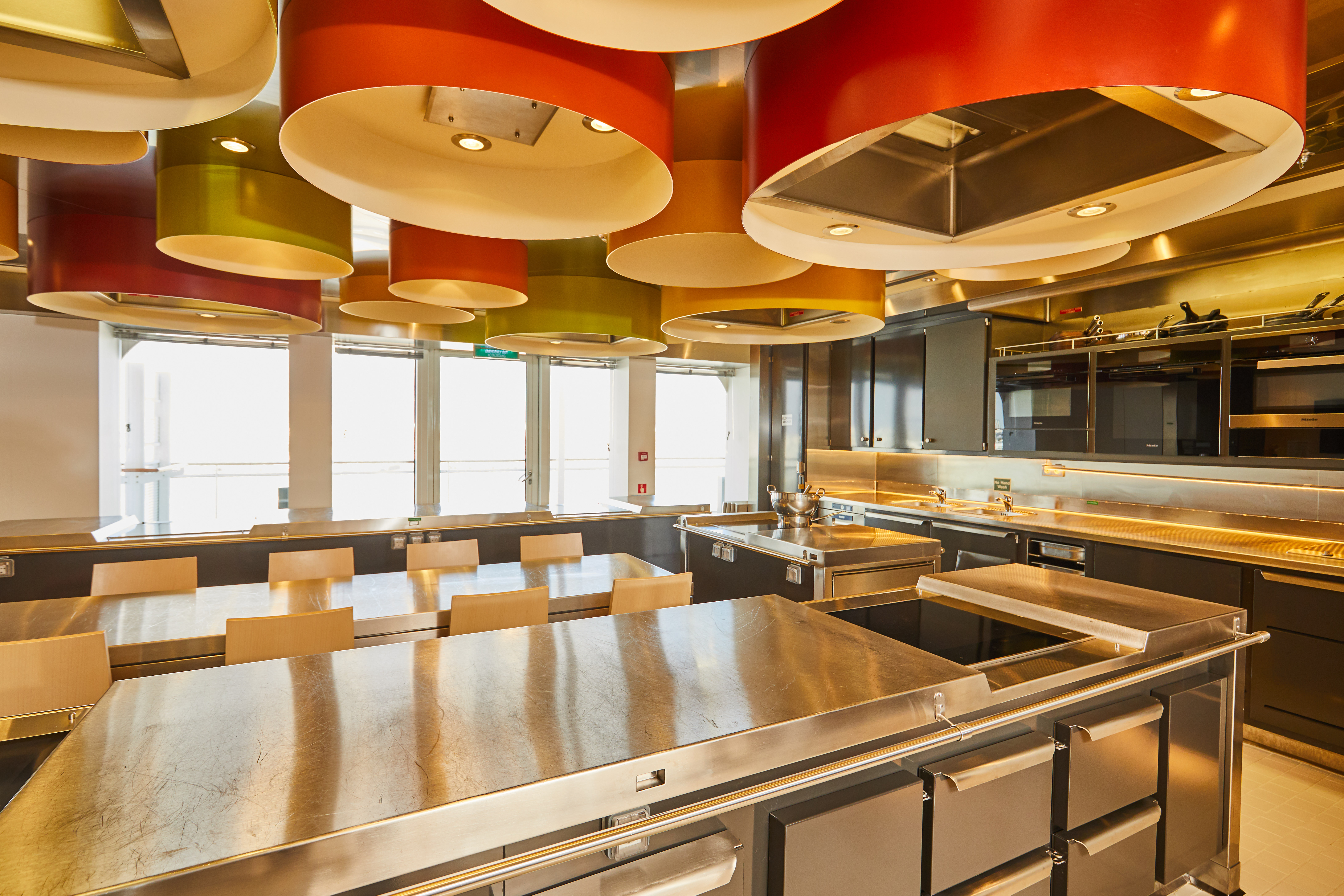 Hapag Lloyd Cruises MS Europa 2 Cookery School.jpg